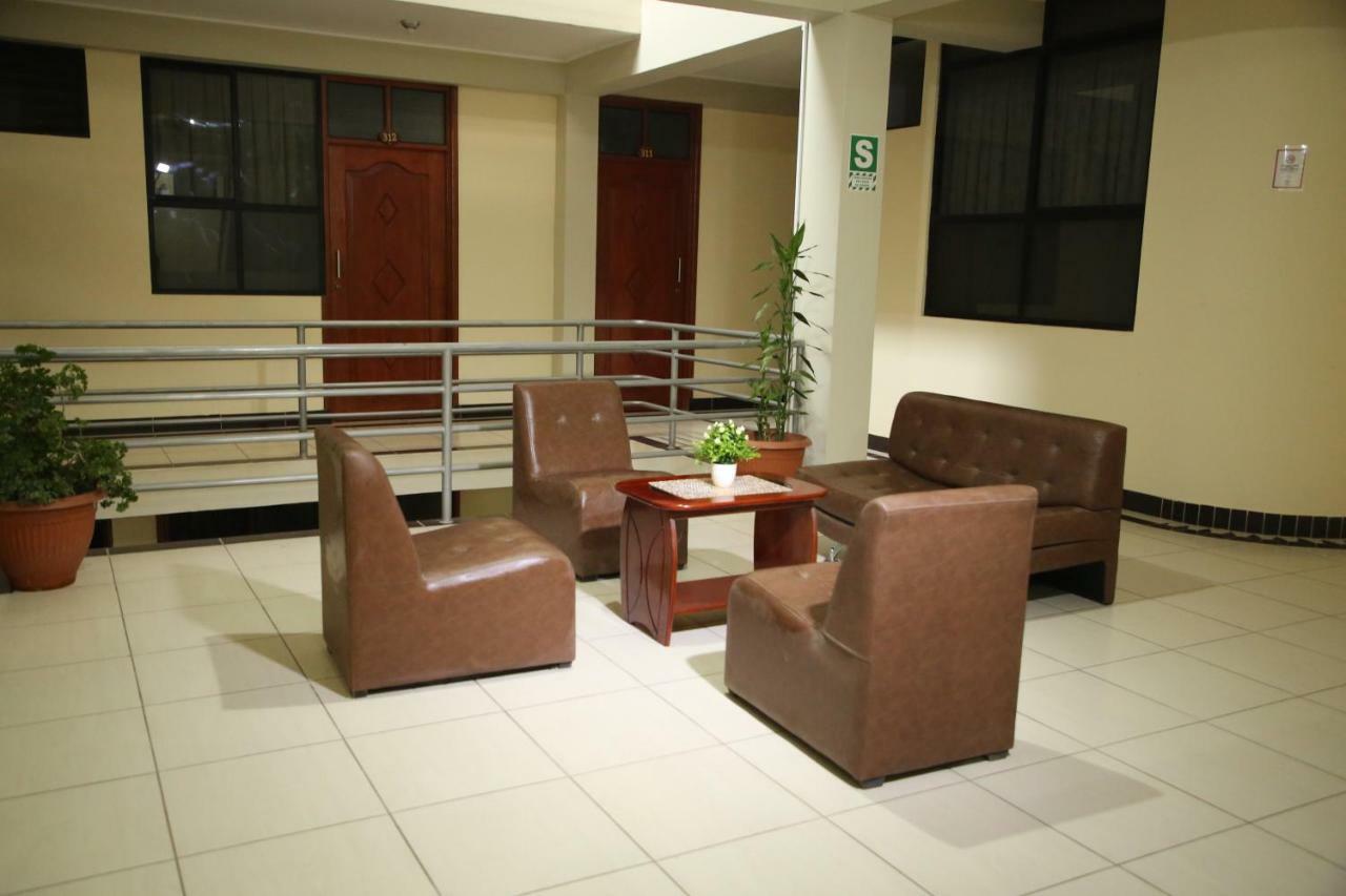 Hotel Tambopata Inn Puerto Maldonado Exterior photo